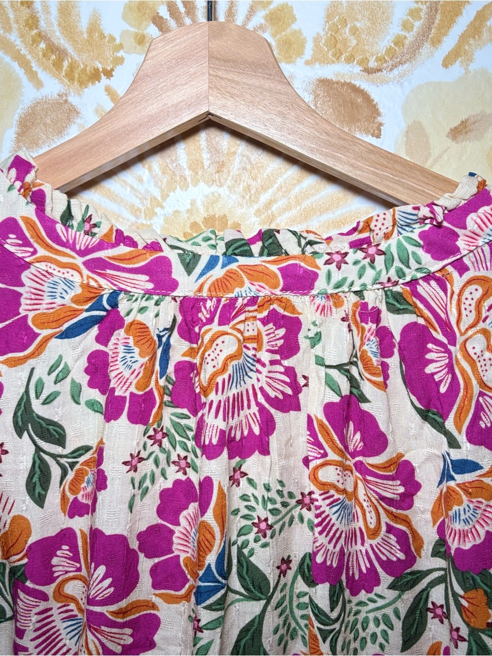 Nicole Miller Floral Blouse Pink Orange Flutter Sleeve Top | Resort Boho Chic - Picture 9 of 11